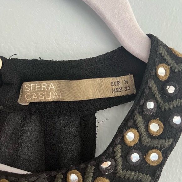 Sefra black halter top blouse - Picture 8 of 8